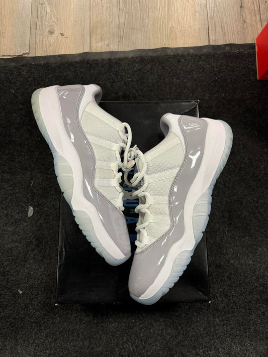 Jordan 11 Retro Low Cement Grey