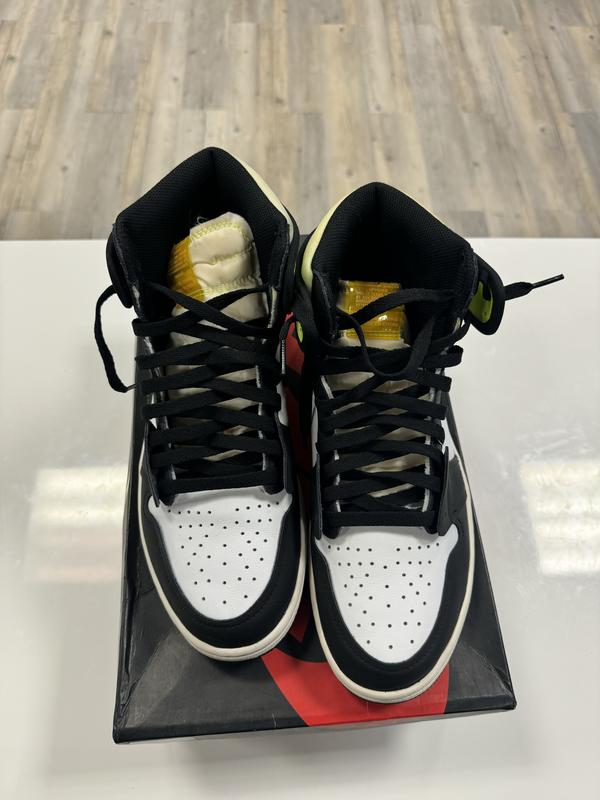 Jordan 1 Retro High White Black Volt University Gold