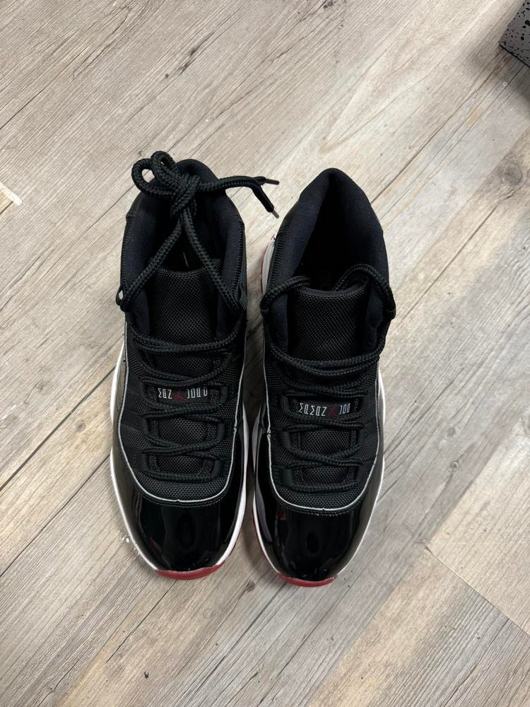 Jordan 11 Retro Playoffs Bred (2019)