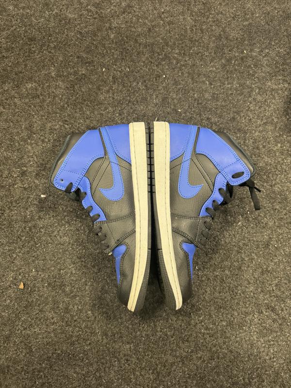 Jordan 1 Mid Hyper Royal Tumbled Leather