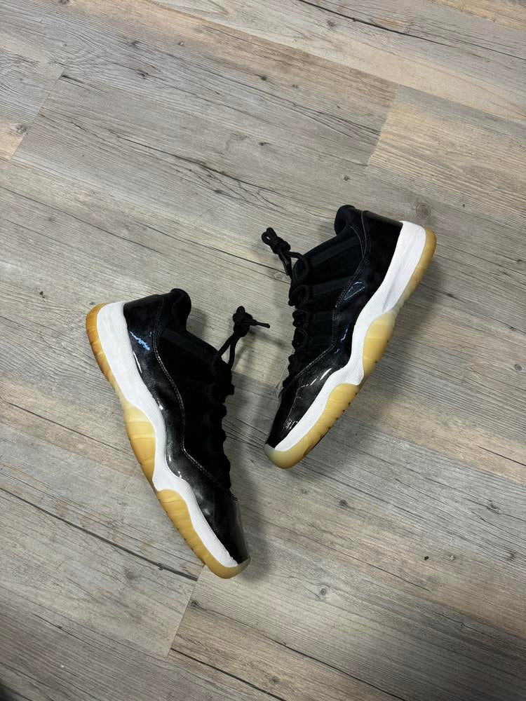 Jordan 11 Retro Low Barons